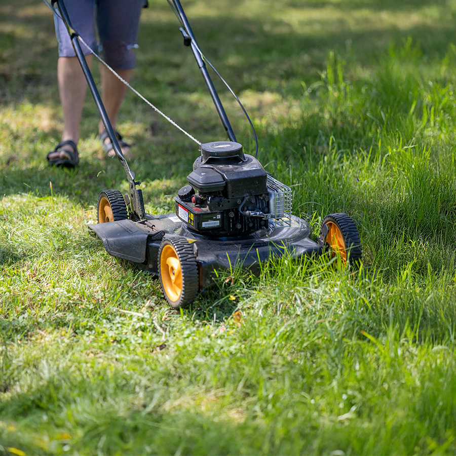 ideel-photo-lawnmower
